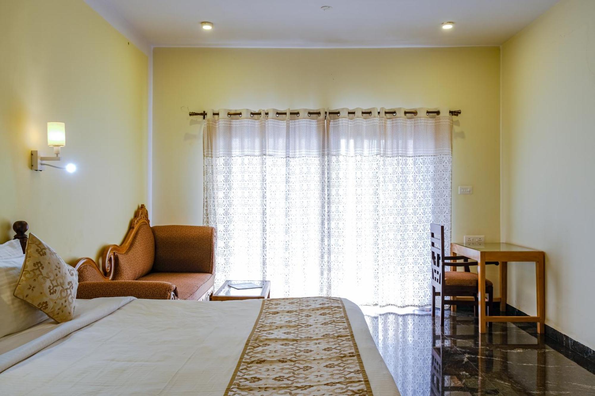 Sparv Aulakhs Resort Mandrem Extérieur photo