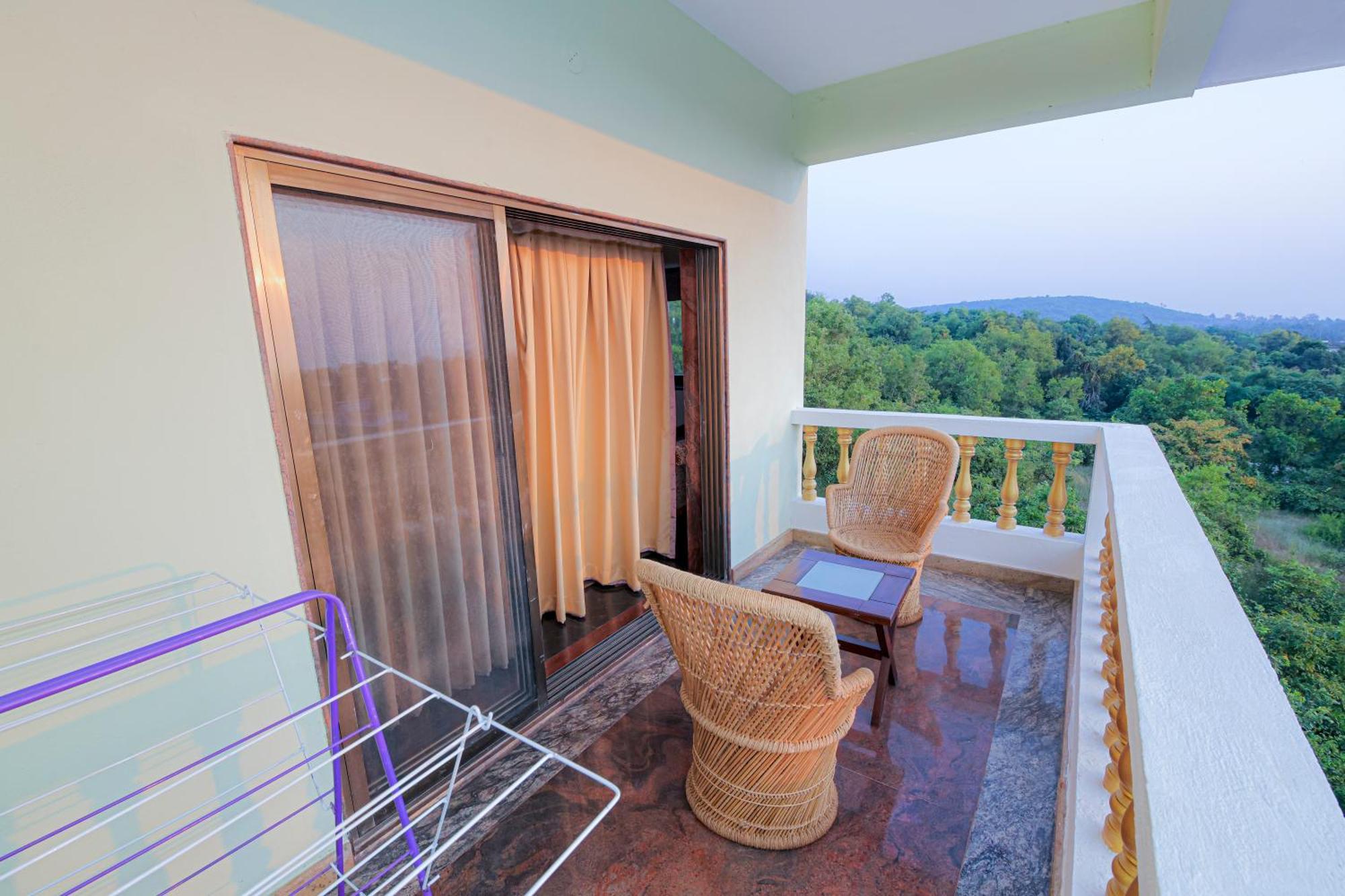 Sparv Aulakhs Resort Mandrem Extérieur photo
