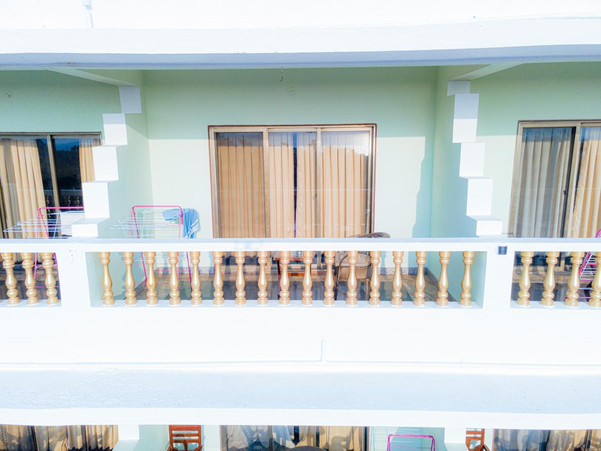 Sparv Aulakhs Resort Mandrem Extérieur photo