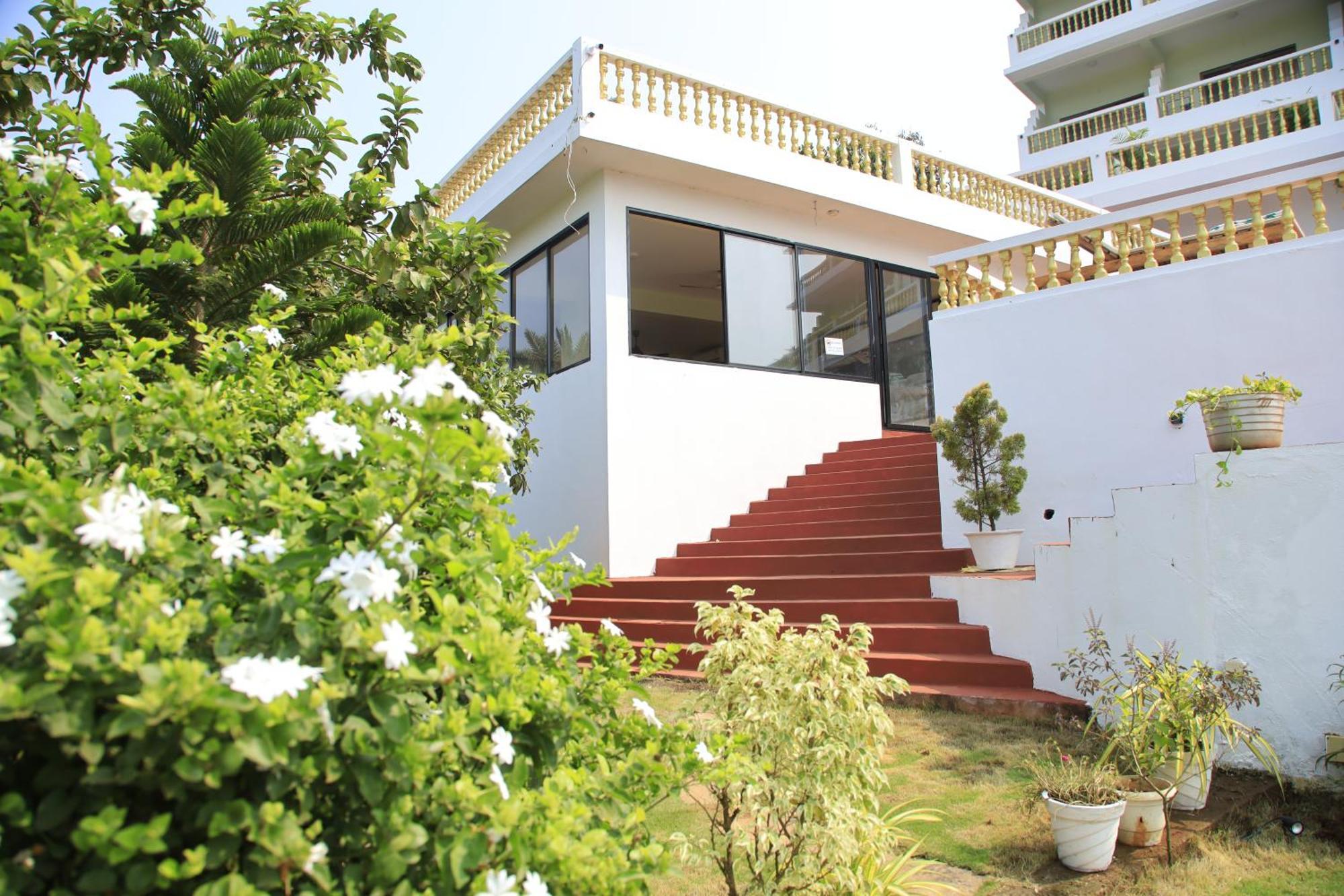 Sparv Aulakhs Resort Mandrem Extérieur photo
